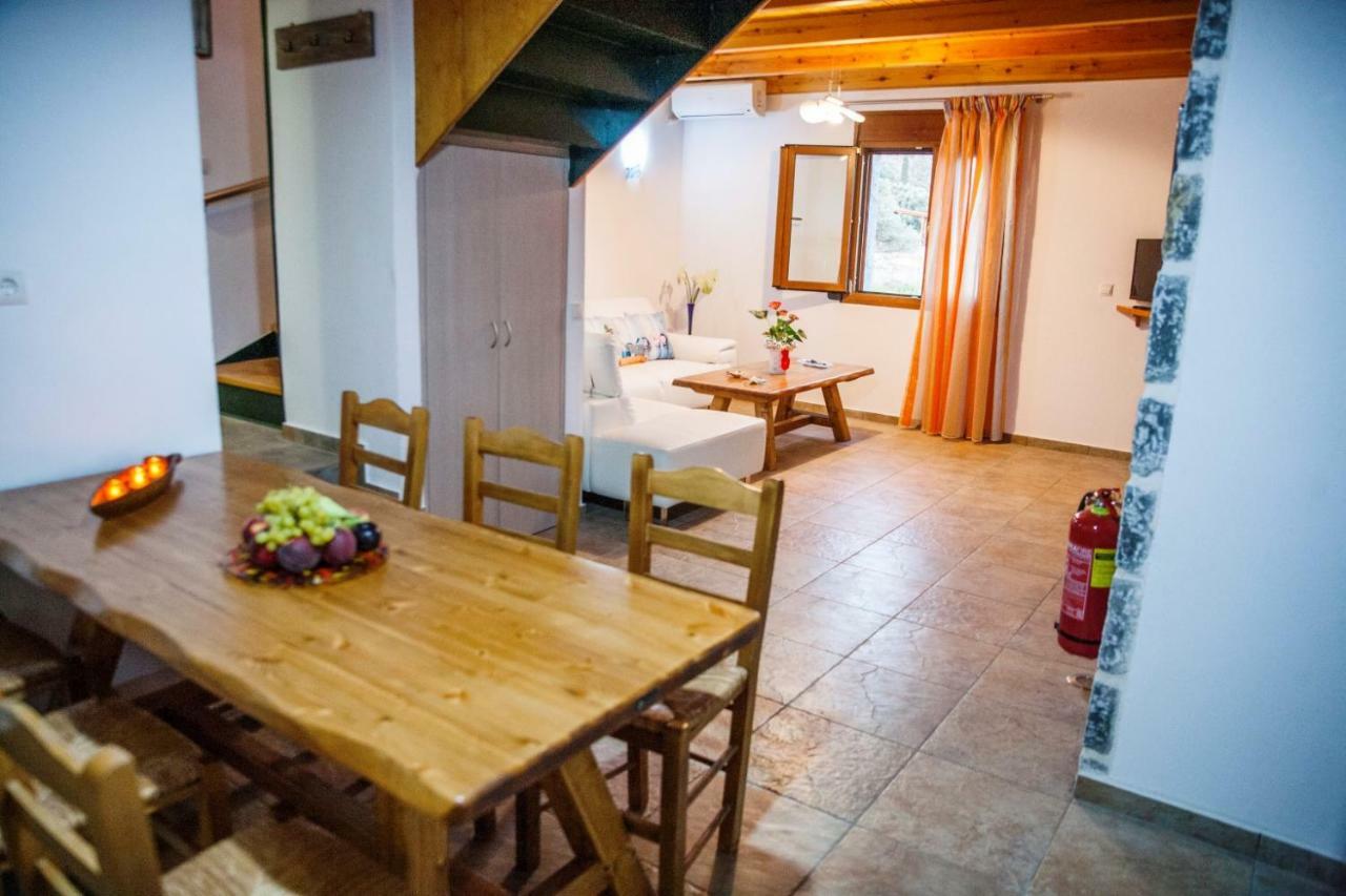 Alexandros Villa Ajía Paraszkeví Kültér fotó